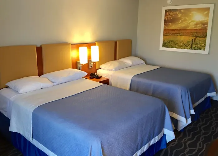 Days Inn & Suites By Wyndham Cincinnati North
