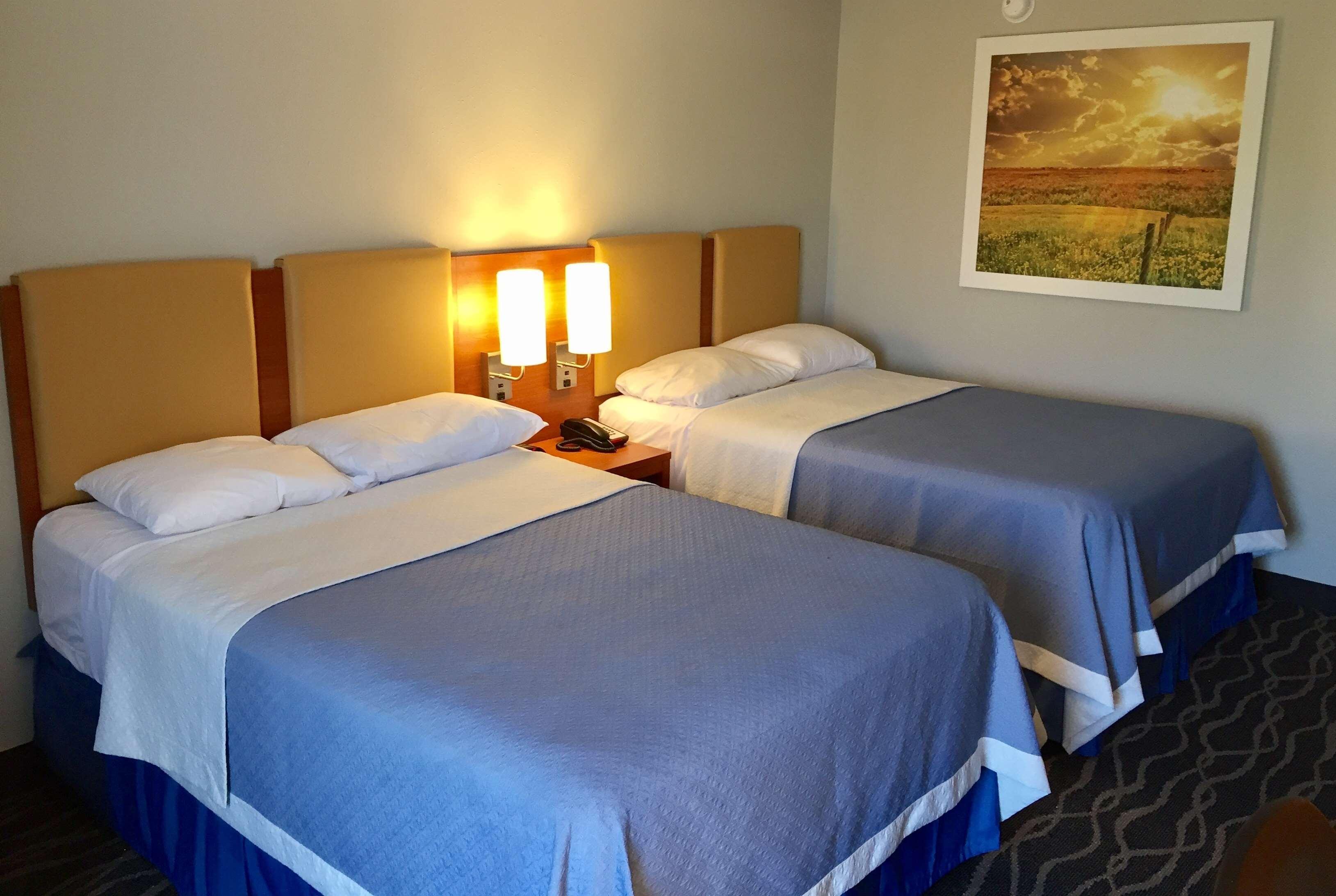 Hotel Days & By Wyndham Cincinnati North