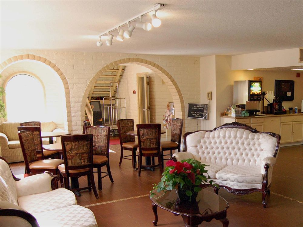 Hotel Days & By Wyndham Cincinnati North 2*